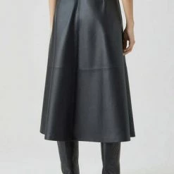 Midirokken Rok Closed Black 9 Midirokken Rok Closed Black -Closed Verkoopwinkel 365dd55a6cc57e4a0573de5720303e00