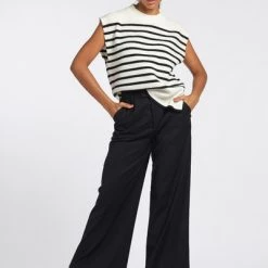 Closed Wijde Broeken Wide Trousers Black -Closed Verkoopwinkel 6814a01c0ecdb6aee3d08978b90f3d39