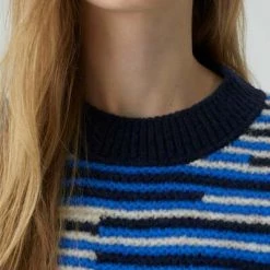Closed Sweaters Round-neck Knitwear Blue -Closed Verkoopwinkel 8eaa7dd686d508898e44228a9645be5a