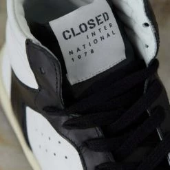 Sneakers Closed Black -Closed Verkoopwinkel 8ef3a7a7c01db18c9c2355bb13576d6a