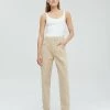 Closed Chino's Pearl Natural Dyed Pants Beige -Closed Verkoopwinkel 96245be26f177b72271185e79873954e